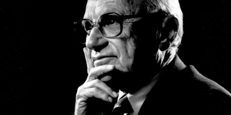 Milton Friedman (1912-2006) (foto da Wikipedia, The Friedman Foundation for Educational Choice)