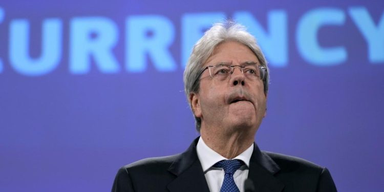 Paolo Gentiloni (Pd), ex premier, ora Commissario agli Affari economici dell'Ue (LaPresse)