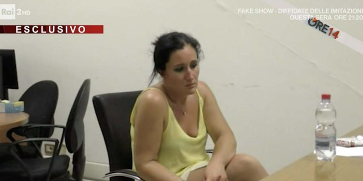 Alessia Pifferi durante il primo interrogatorio (Foto: Ore 14)