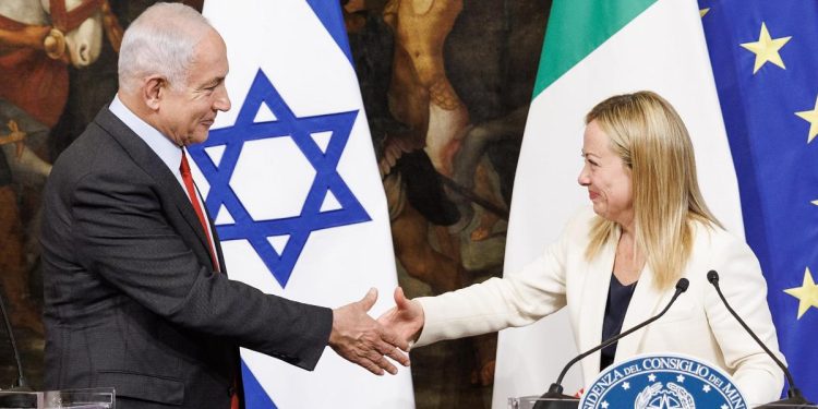 Netanyahu con Meloni