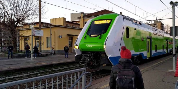 Un treno Caravaggio, screen da Youtube