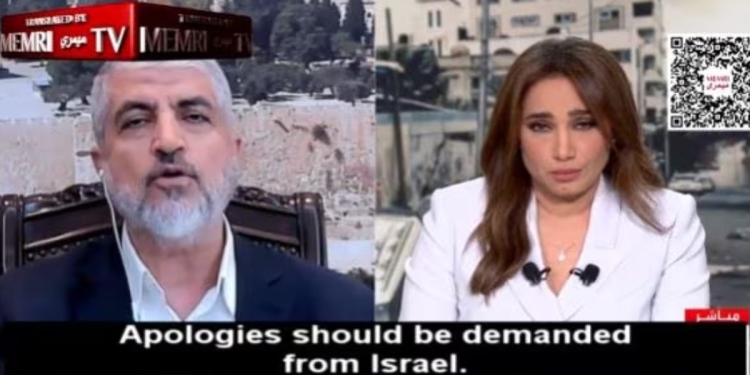 Rasha Nabil, giornalista di Al Arabiya intervista uno dei leader di Hamas