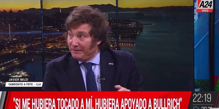 Javier Milei, candidato alle presidenziali in Argentina (screen da A24)