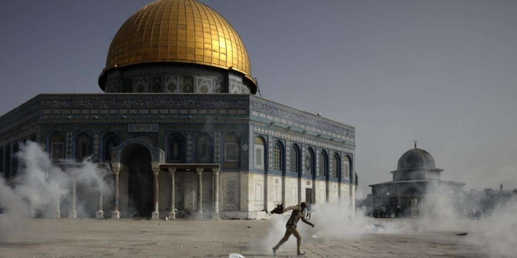 Gerusalemme, disordini alla Spianata delle moschee. La Moschea di Al Aqsa (LaPresse)