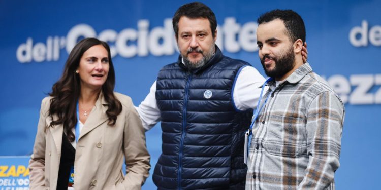 Salvini, piazza Lega a Milano