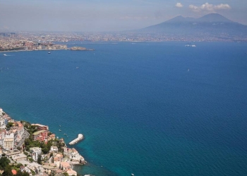 Vesuvio, Napoli