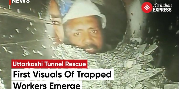 41 operai bloccati in tunnel in India verso liberazione (screen Youtube)