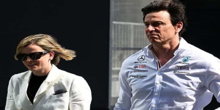 Toto Wolff e sua moglie Susie. (Foto: Web)