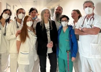 Patti Smith dimessa dall'Ospedale Maggiore di Bologna