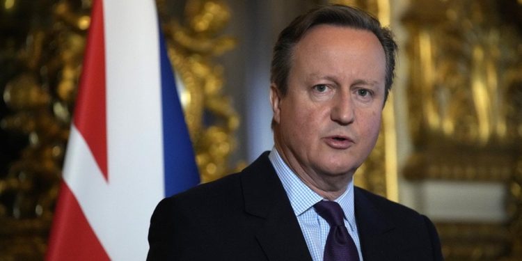 David Cameron incontra a Parigi il Ministro degli Esteri francese (Foto: 2023, LaPresse)