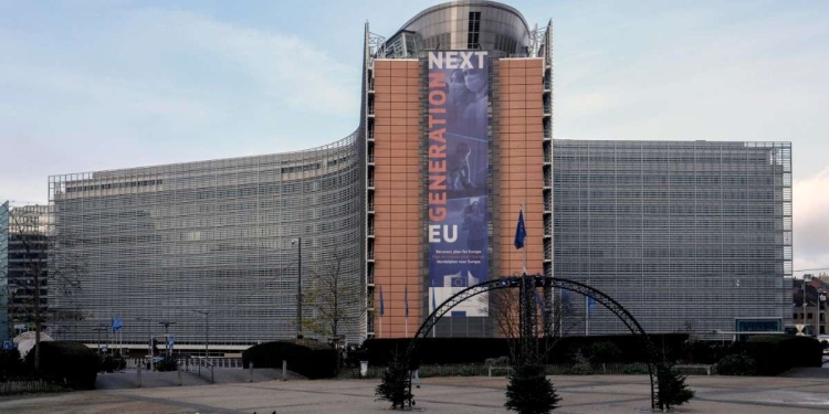 Palazzo Berlaymont, sede della Commissione europea (Ansa)