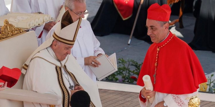 Papa Francesco e il card. Fernandez