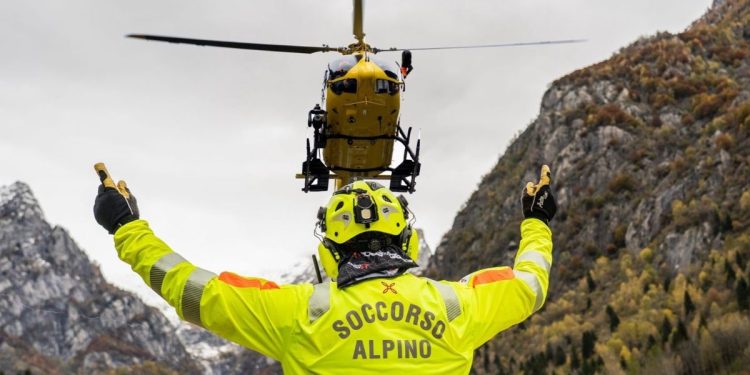 Elicottero del Soccorso alpino (Twitter)