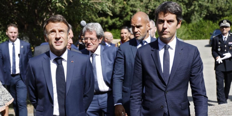 Francia, Macron e Attal