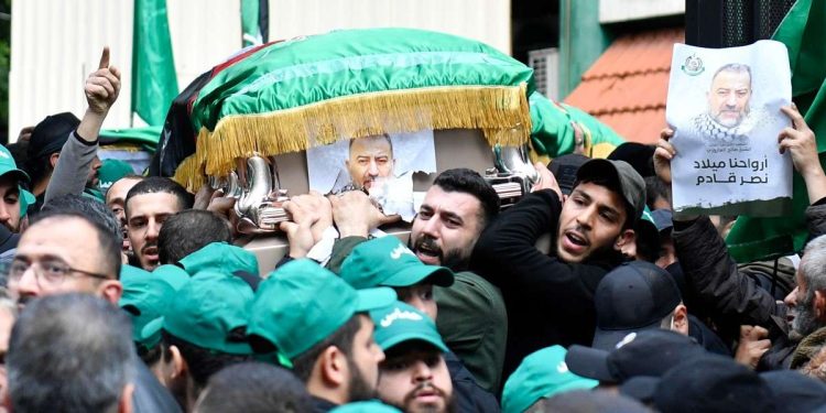 Funerale del leader di Hamas Saleh al-Arouri (Ansa)