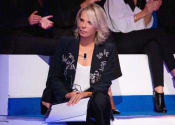 Maria De Filippi a C’è posta per te (foto Ufficio Stampa)