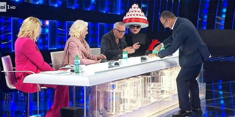 Giorgio Panariello ed il cast di Tali e Quali 2024