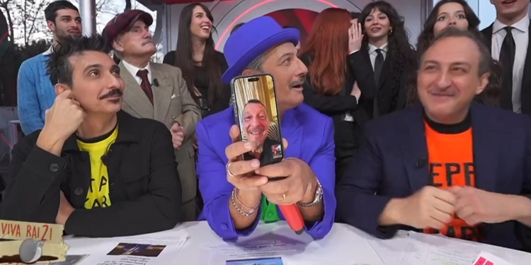 Fiorello a Viva Rai2 Screenshot tv