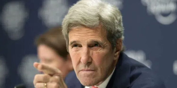 John Kerry, il dimissionario inviato speciale per il clima USA (Twitter)