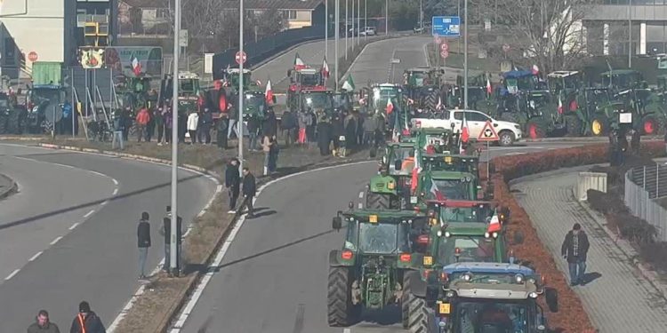 Arrivata anche in Veneto la protesta degli agricoltori contro le politiche agricole dell'Europa e le scelte dei governi (Foto: Ansa, 2024)