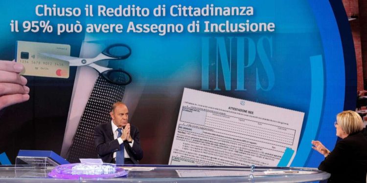 La ministra del Lavoro Marina Calderone ospite di Porta a porta (Ansa)