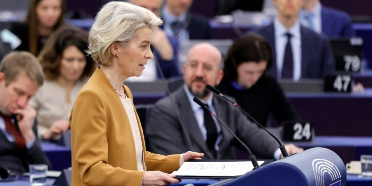 Von der Leyen in Parlamento Ue