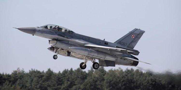 F16 Polonia