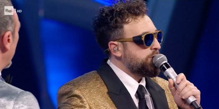 Dargen D'Amico al Festival di Sanremo 2024, quarta serata