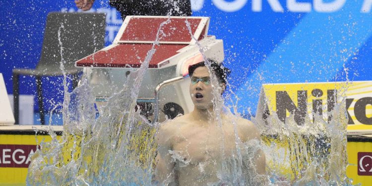 Qin Haiyang nuoto