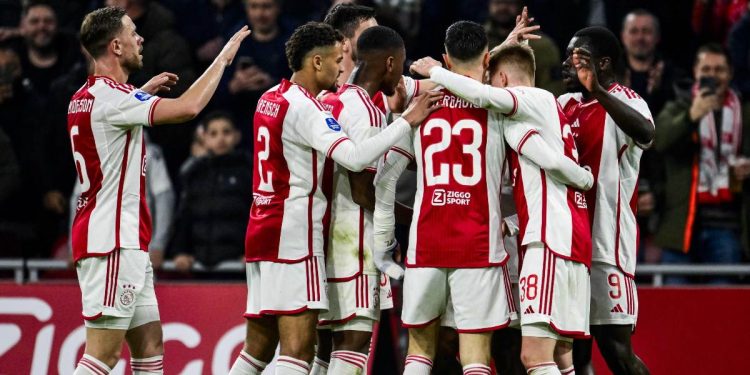 Ajax celebra un gol, risultati (Foto: Ansa)