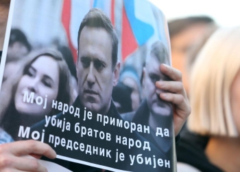 Manifestazione di cordoglio per Aleksej Navalny (Ansa)