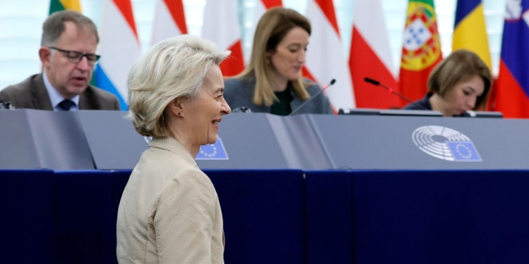 Ursula von der Leyen, presidente della Commissione europea (Ansa)