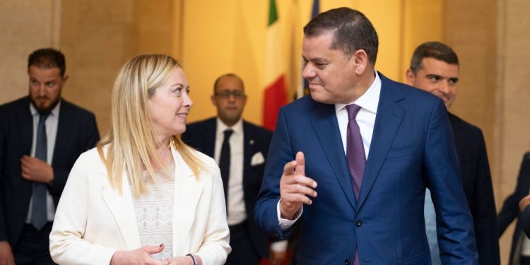 La presidente del Consiglio Giorgia Meloni a palazzo Chigi con il premier del governo di unità nazionale della Libia ad interim Abdul Hamid Dbeibah, Roma, 07 giugno 2023 (Ansa)