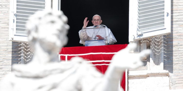 Regina Coeli con Papa Francesco