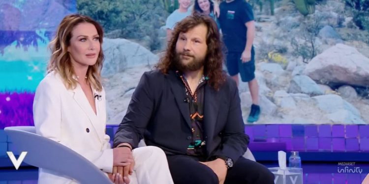 Martin Castrogiovanni e moglie Daniela Marzulli a Verissimo 2024