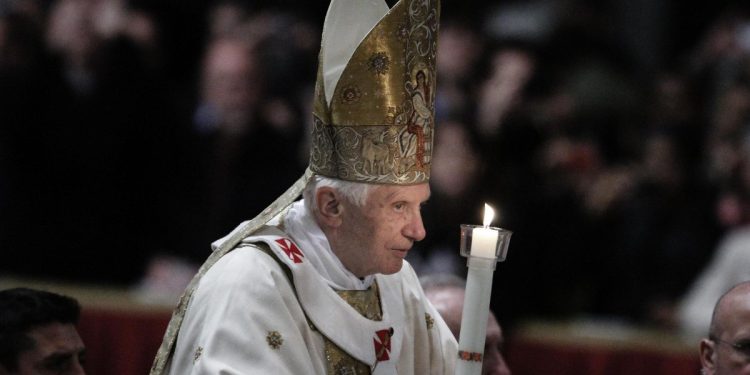 Messa Pasqua con Papa Ratzinger