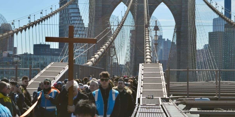 Via Crucis a New York, 2024 (foto J. Fields)