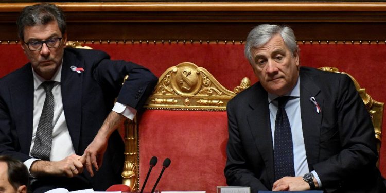 Giorgetti e Tajani al Senato