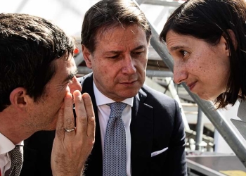 Da sin.: Nicola Fratoianni (Si), Giuseppe Conte (M5s), Elly Schlein (Pd) (Ansa)