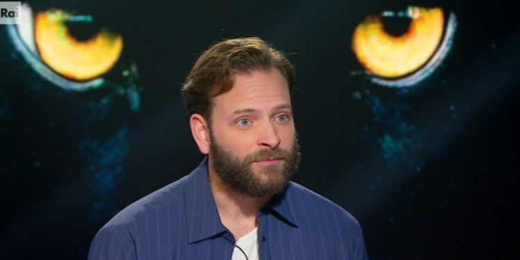 Alessandro Borghi a "Belve" (Foto: Raiplay)