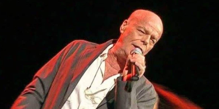 Dino il cantante