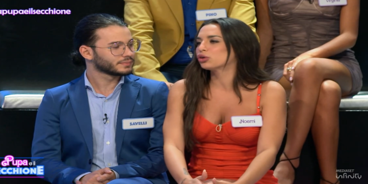 Savelli e Noemi a La pupa e il secchione 2024 (screen da TV)