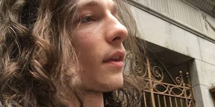 Mike Faist, fonte foto: Instagram