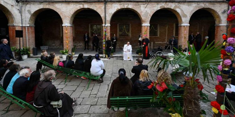 Papa francesco al carcere della Giudecca