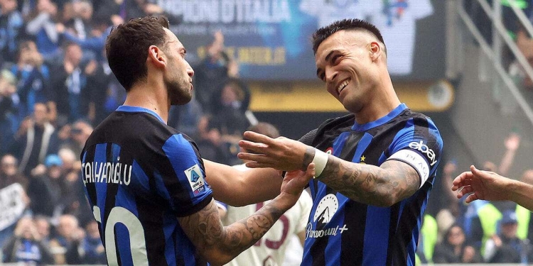 Classifica marcatori Serie A: 36 gol in due per Lautaro Martinez e Hakan Calhanoglu (Foto ANSA)