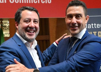 Salvini con Vannacci