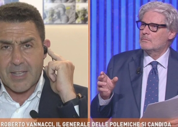 Il generale Roberto Vannacci in collegamento con Paolo Del Debbio a Dritto e Rovescio