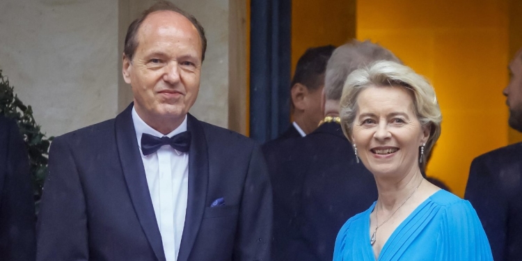 Von der Leyen e marito