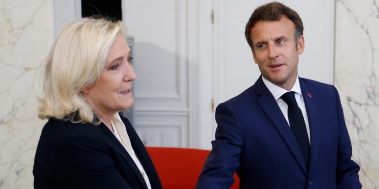 Francia, Le Pen con Macron