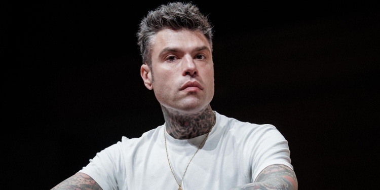 Fedez al Salone del Libro di Torino per parlare di salute mentale (Foto 2024 ANSA/TINO ROMANO)